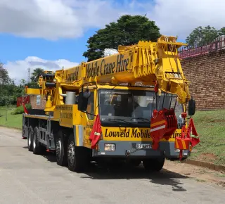 Picture of the XCMG truck-mounted crane